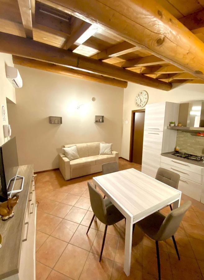 Appartement Casa Vacanze Raggio Di Sole à Valeggio sul Mincio Extérieur photo